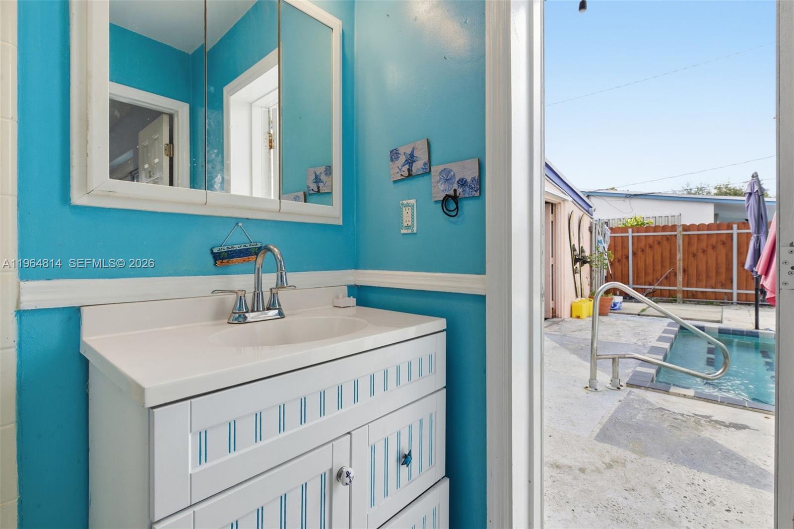 HERITAGE HOMES FIRST ADD - Residential