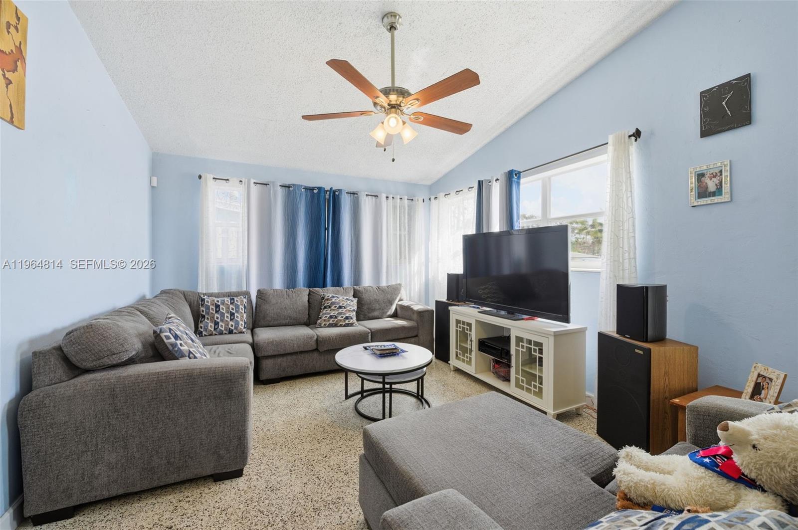 HERITAGE HOMES FIRST ADD - Residential