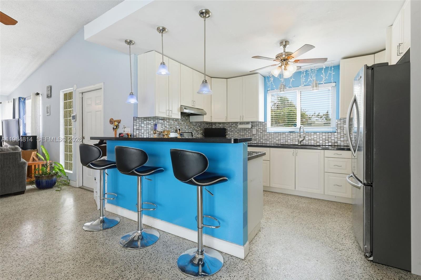 HERITAGE HOMES FIRST ADD - Residential