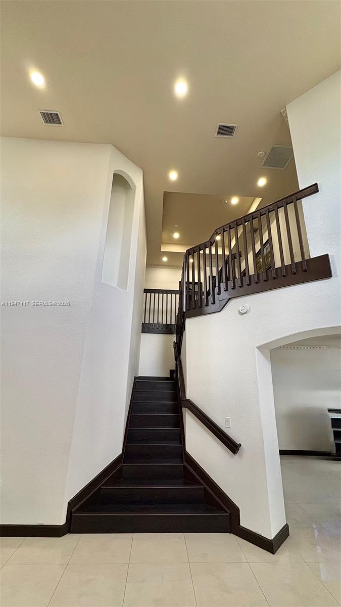 CENTURY GARDENS VILLAS - Residential