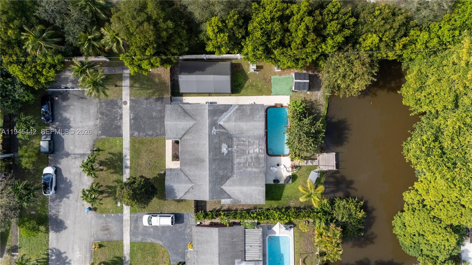 SUNRISE GOLF VILLAGE SEC - Residential