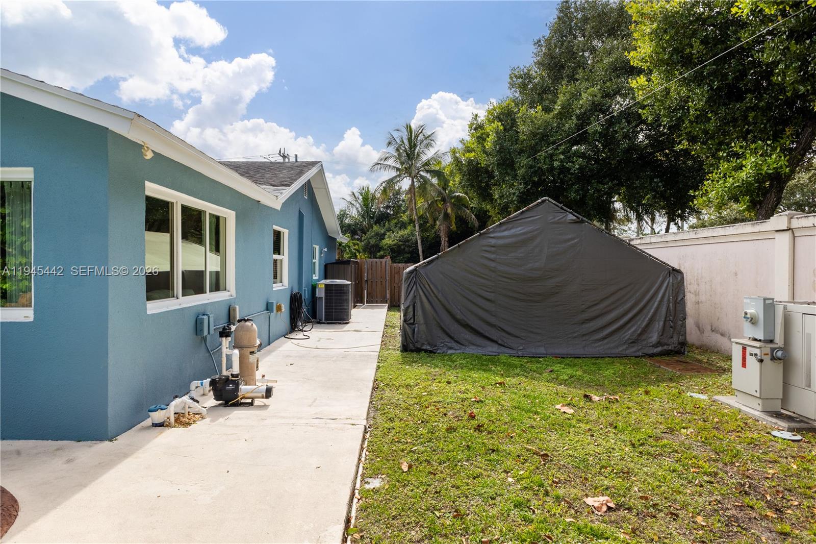 SUNRISE GOLF VILLAGE SEC - Residential