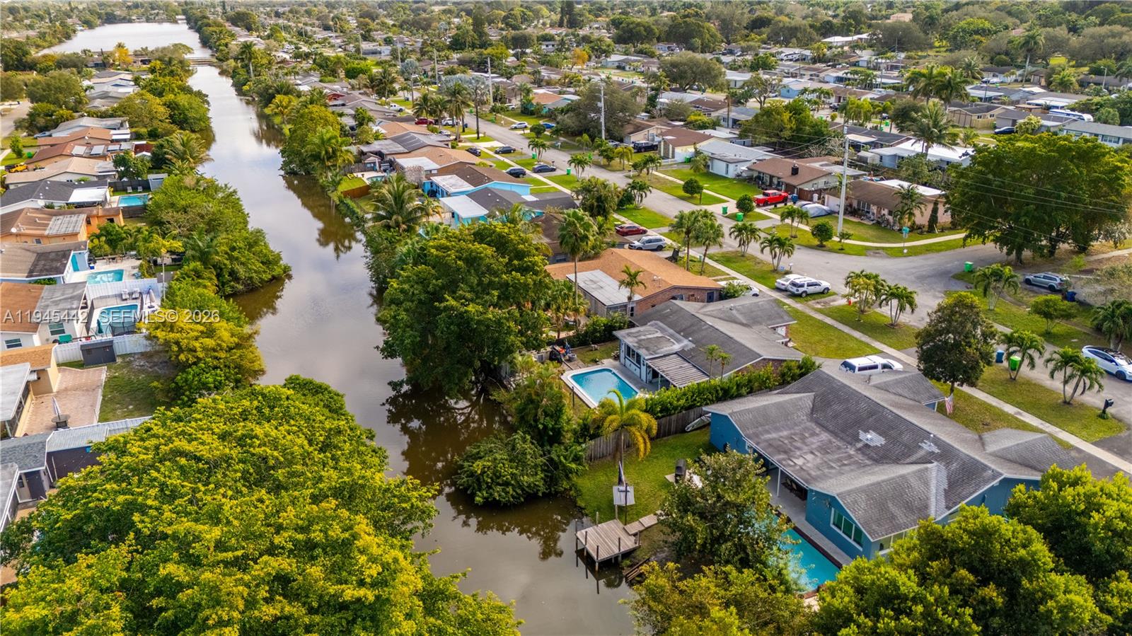 SUNRISE GOLF VILLAGE SEC - Residential