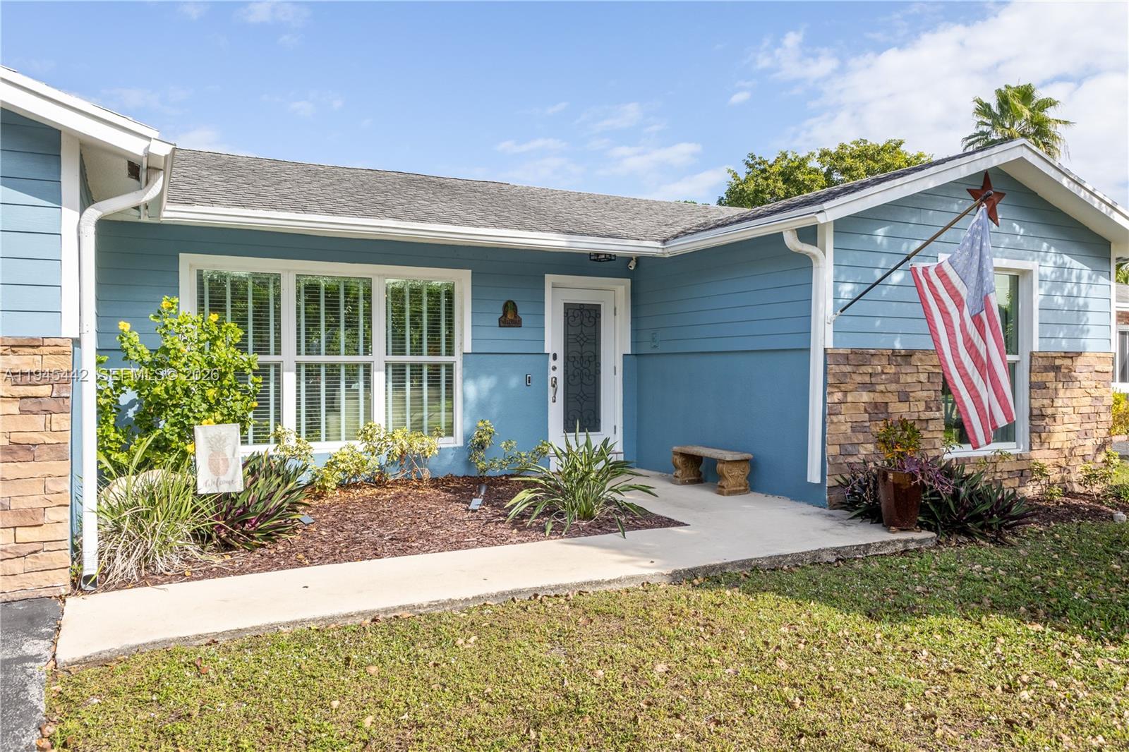 SUNRISE GOLF VILLAGE SEC - Residential