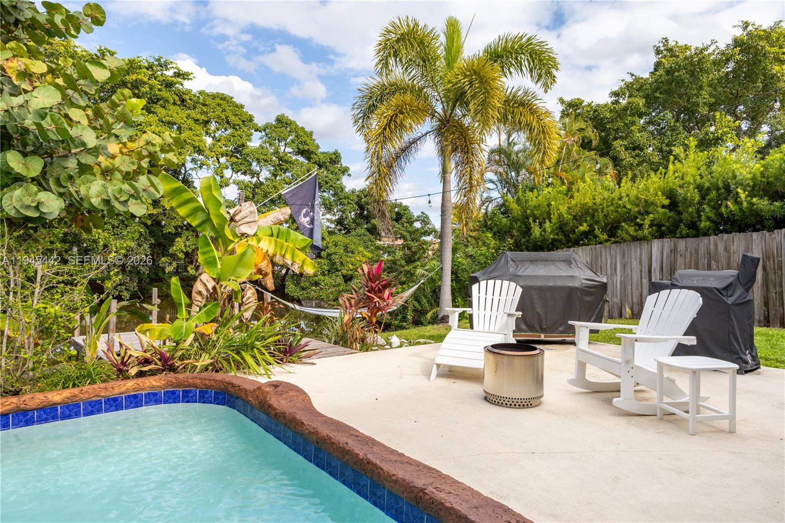 SUNRISE GOLF VILLAGE SEC - Residential