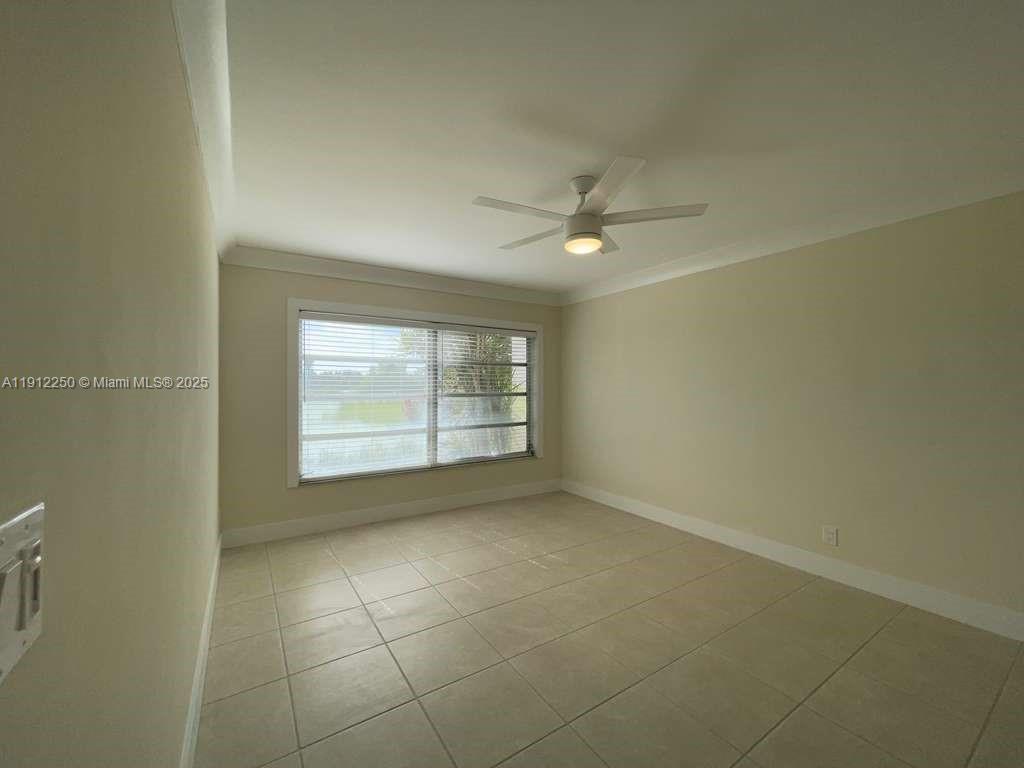 NO 5 PALM-AIRE COUNTRY CL - Residential Lease