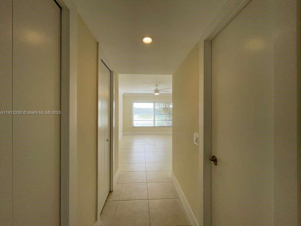 NO 5 PALM-AIRE COUNTRY CL - Residential Lease