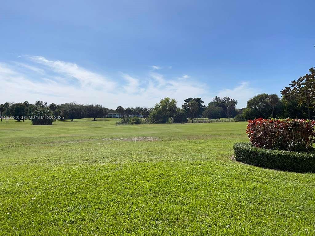 NO 5 PALM-AIRE COUNTRY CL - Residential Lease