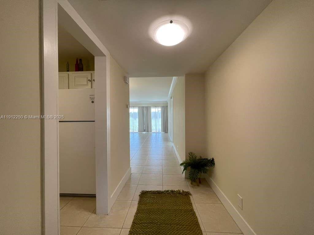 NO 5 PALM-AIRE COUNTRY CL - Residential Lease