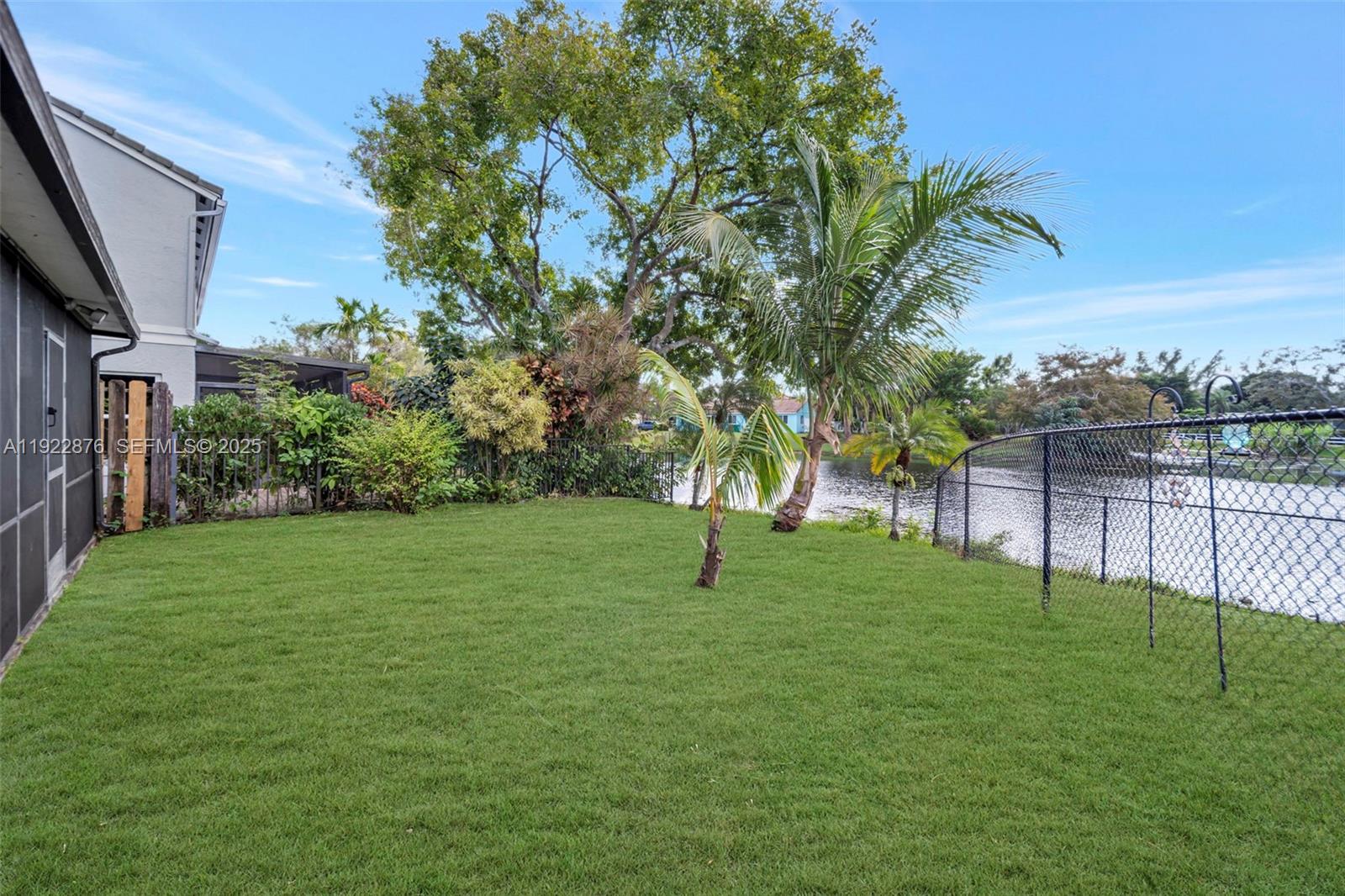 HAWKES BLUFF - Residential