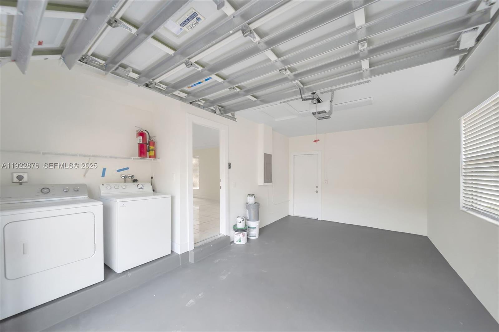 HAWKES BLUFF - Residential