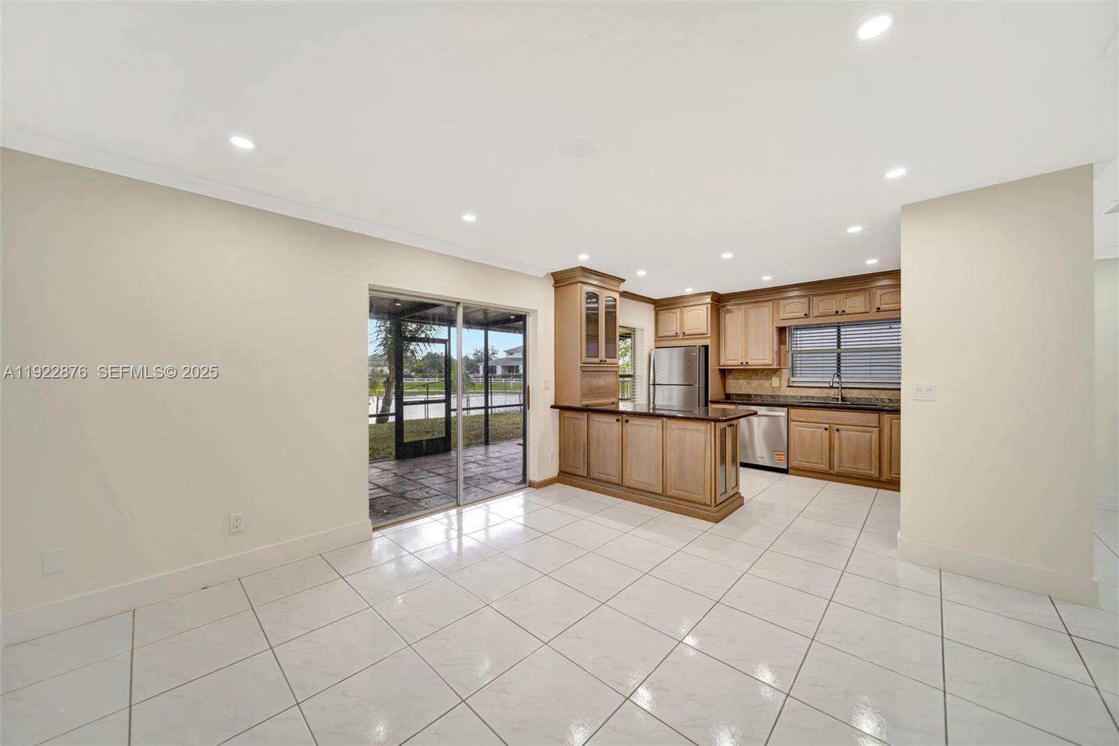 HAWKES BLUFF - Residential