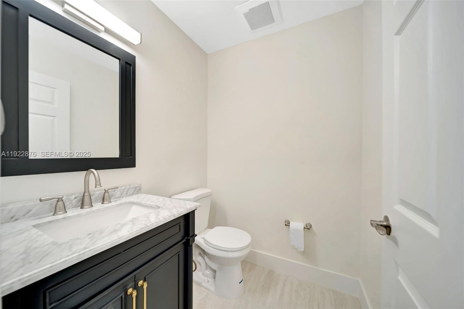 HAWKES BLUFF - Residential