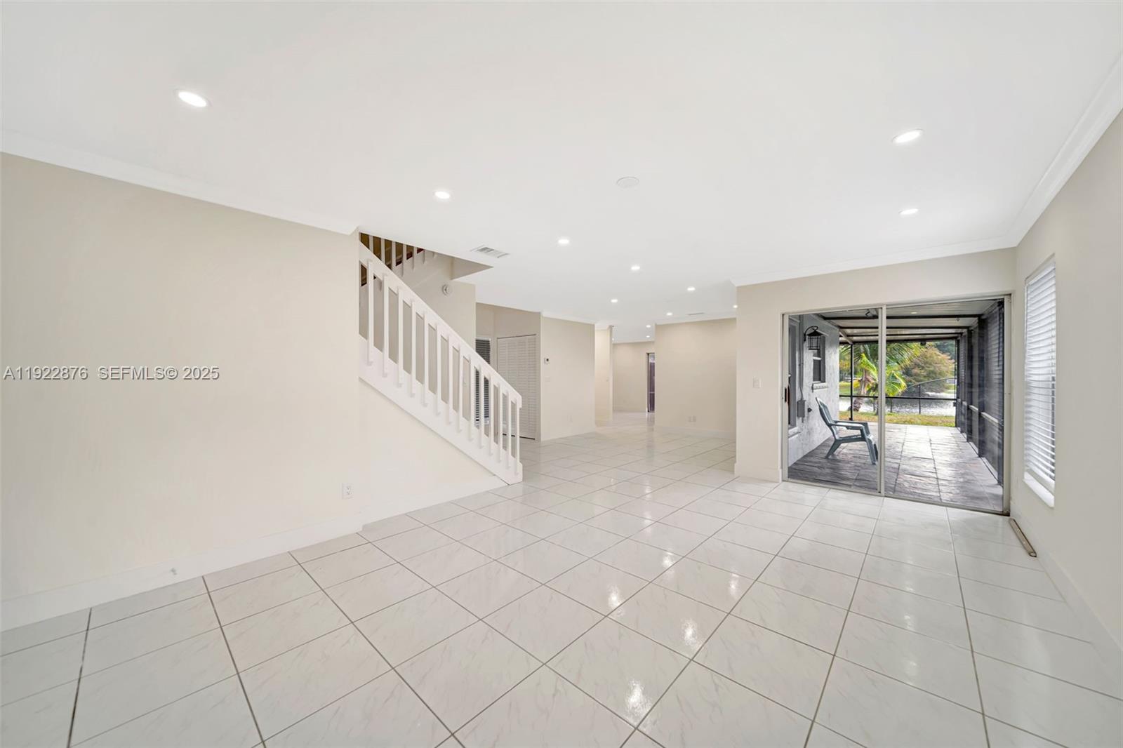 HAWKES BLUFF - Residential