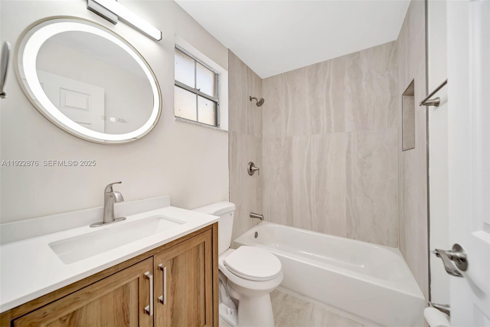 HAWKES BLUFF - Residential