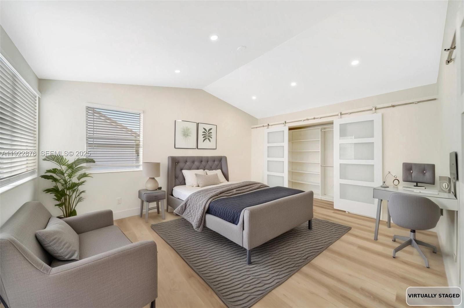 HAWKES BLUFF - Residential