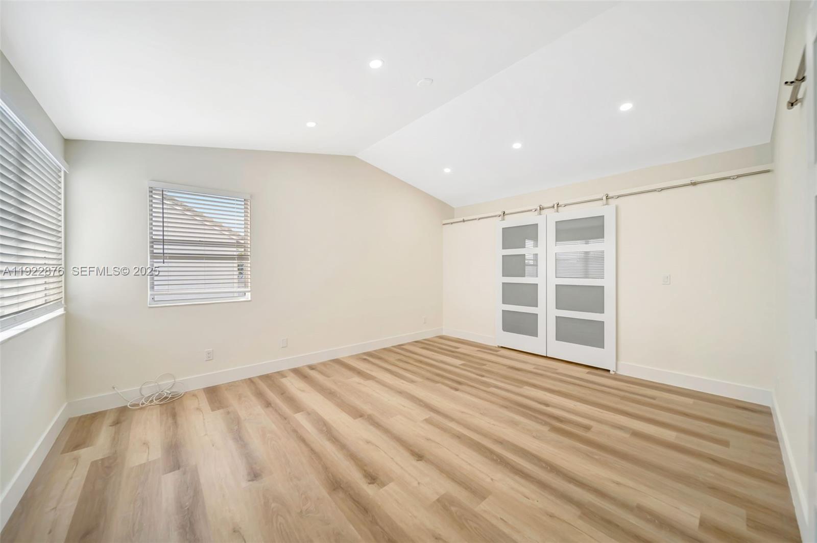 HAWKES BLUFF - Residential