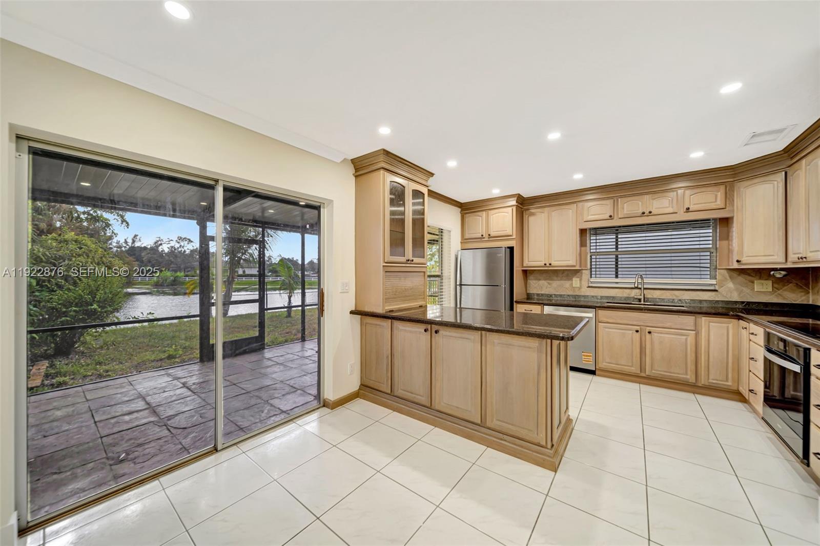 HAWKES BLUFF - Residential