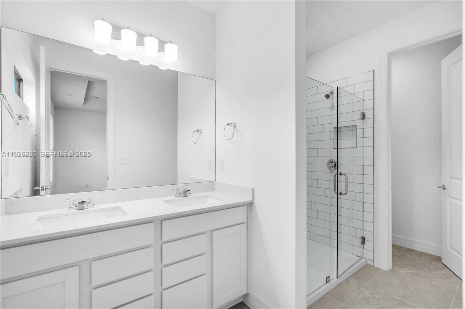 AMERICAN EXPRESS TRACT - Residential Lease