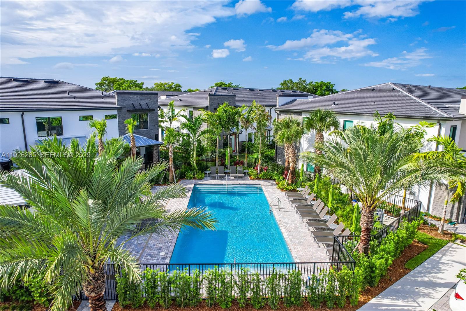 AMERICAN EXPRESS TRACT - Residential Lease