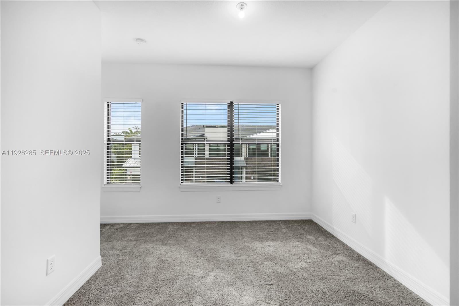 AMERICAN EXPRESS TRACT - Residential Lease