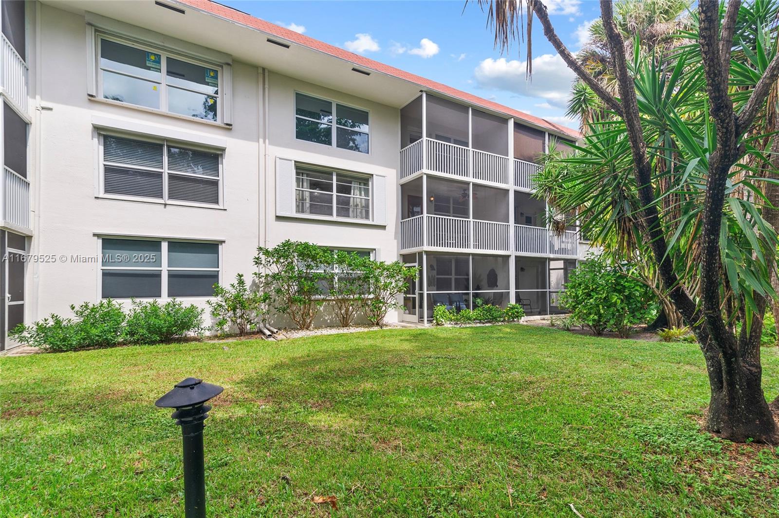 KINGS PARK GARDEN APTS CO - Residential