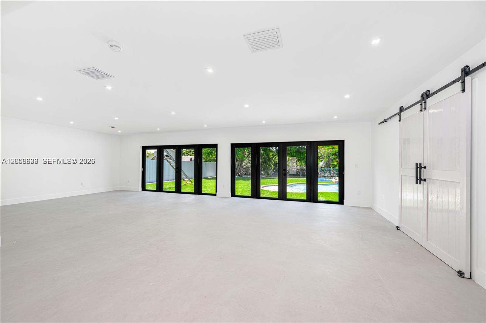 SOUTHERN ESTS - Residential