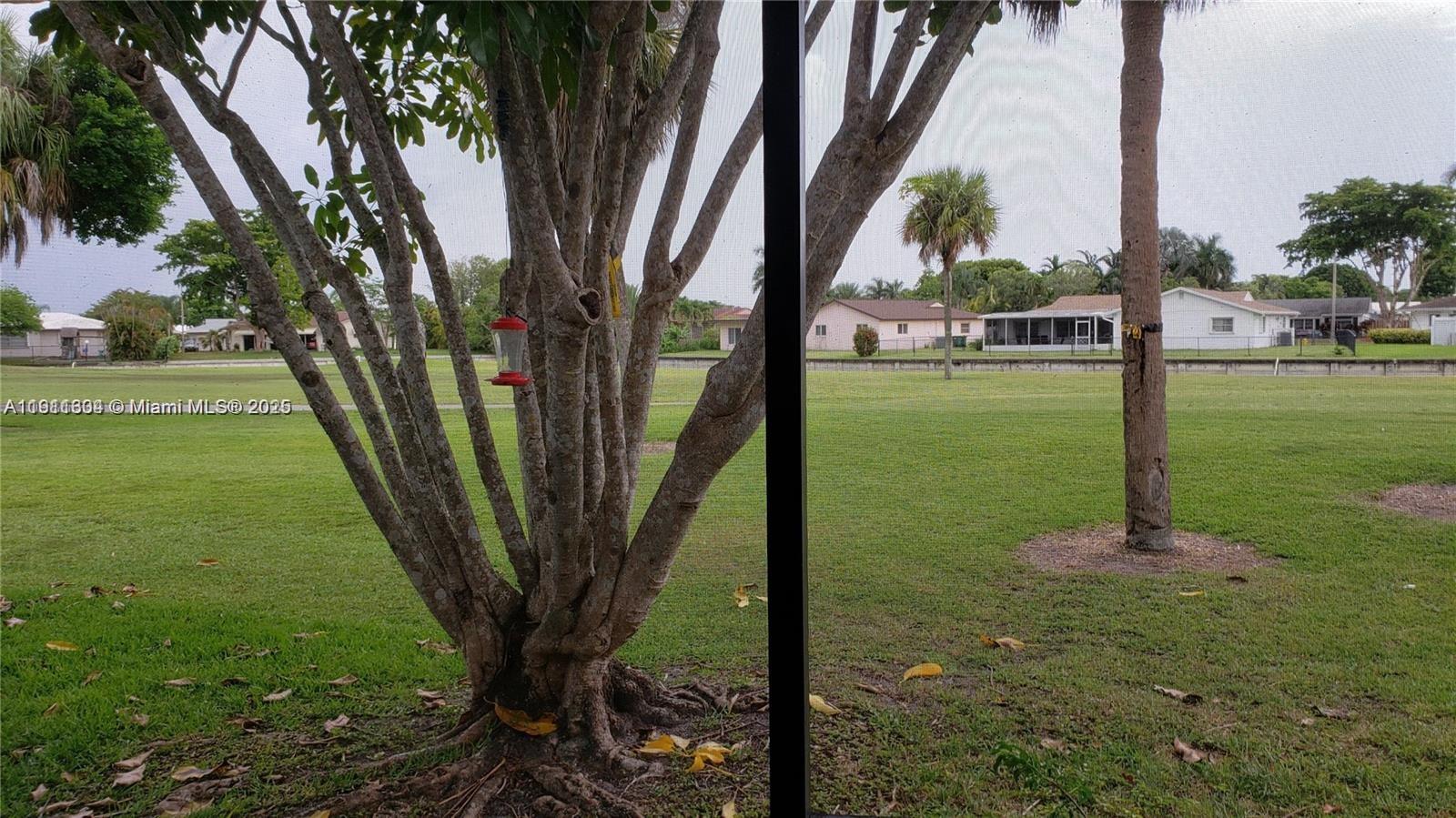 SPYGLASS CONDOMINIUM 1 - Residential