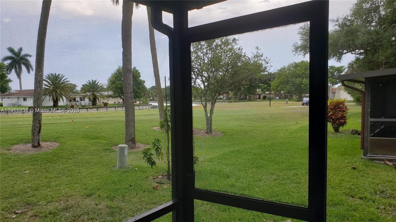 SPYGLASS CONDOMINIUM 1 - Residential