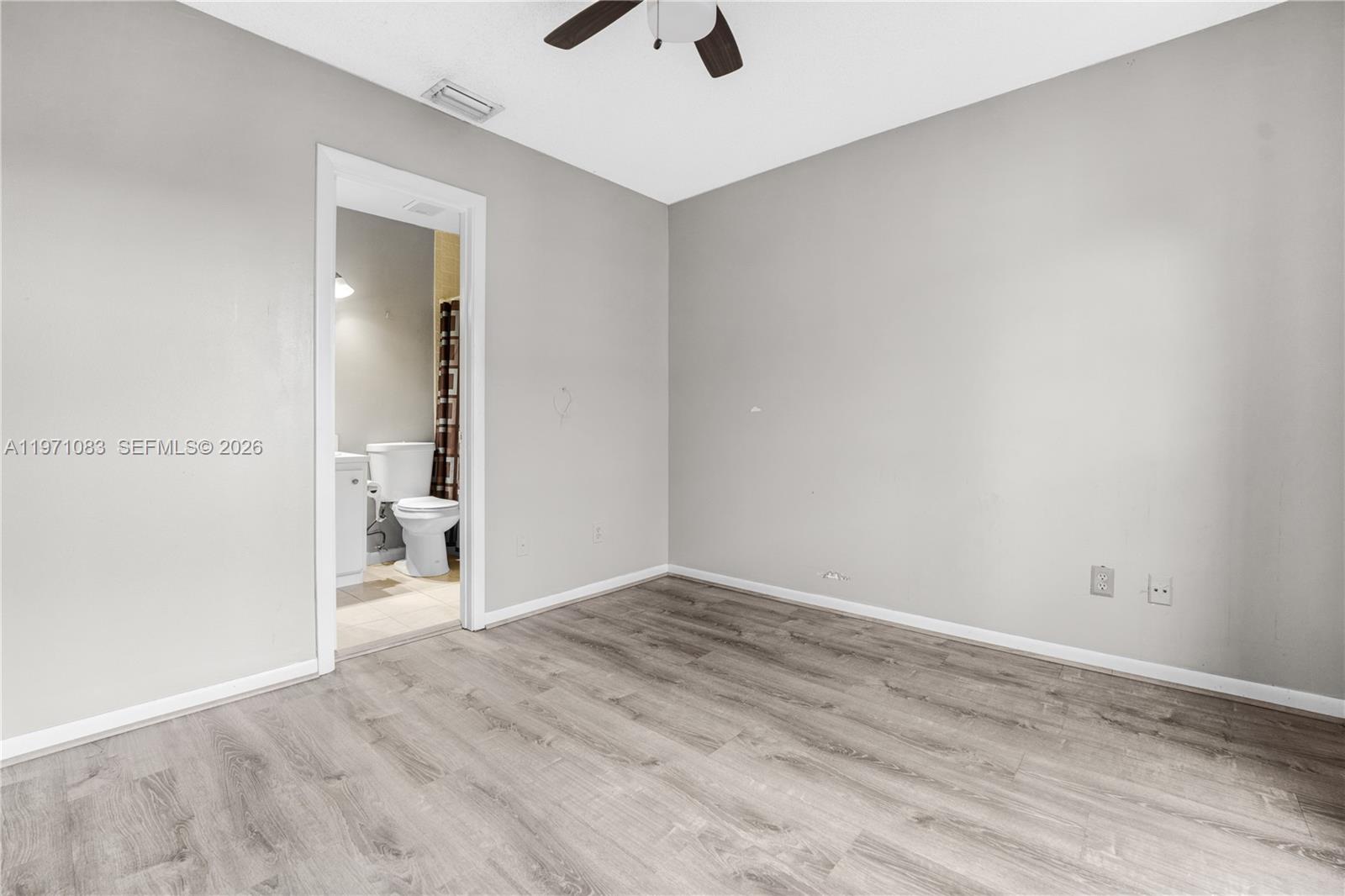 PEMBROKE LAKES SECTION EI - Residential