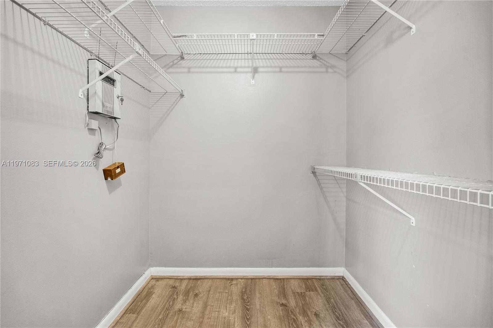 PEMBROKE LAKES SECTION EI - Residential