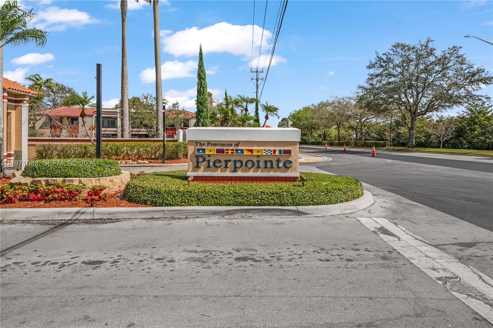 PEMBROKE LAKES SECTION EI - Residential