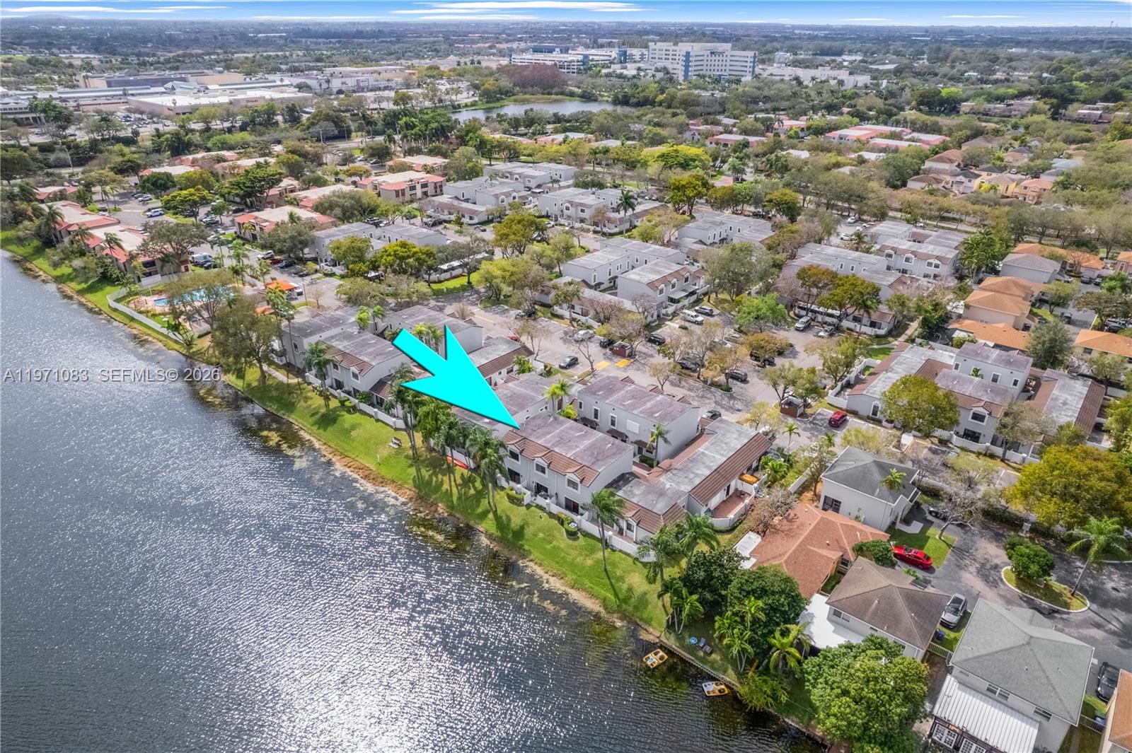 PEMBROKE LAKES SECTION EI - Residential