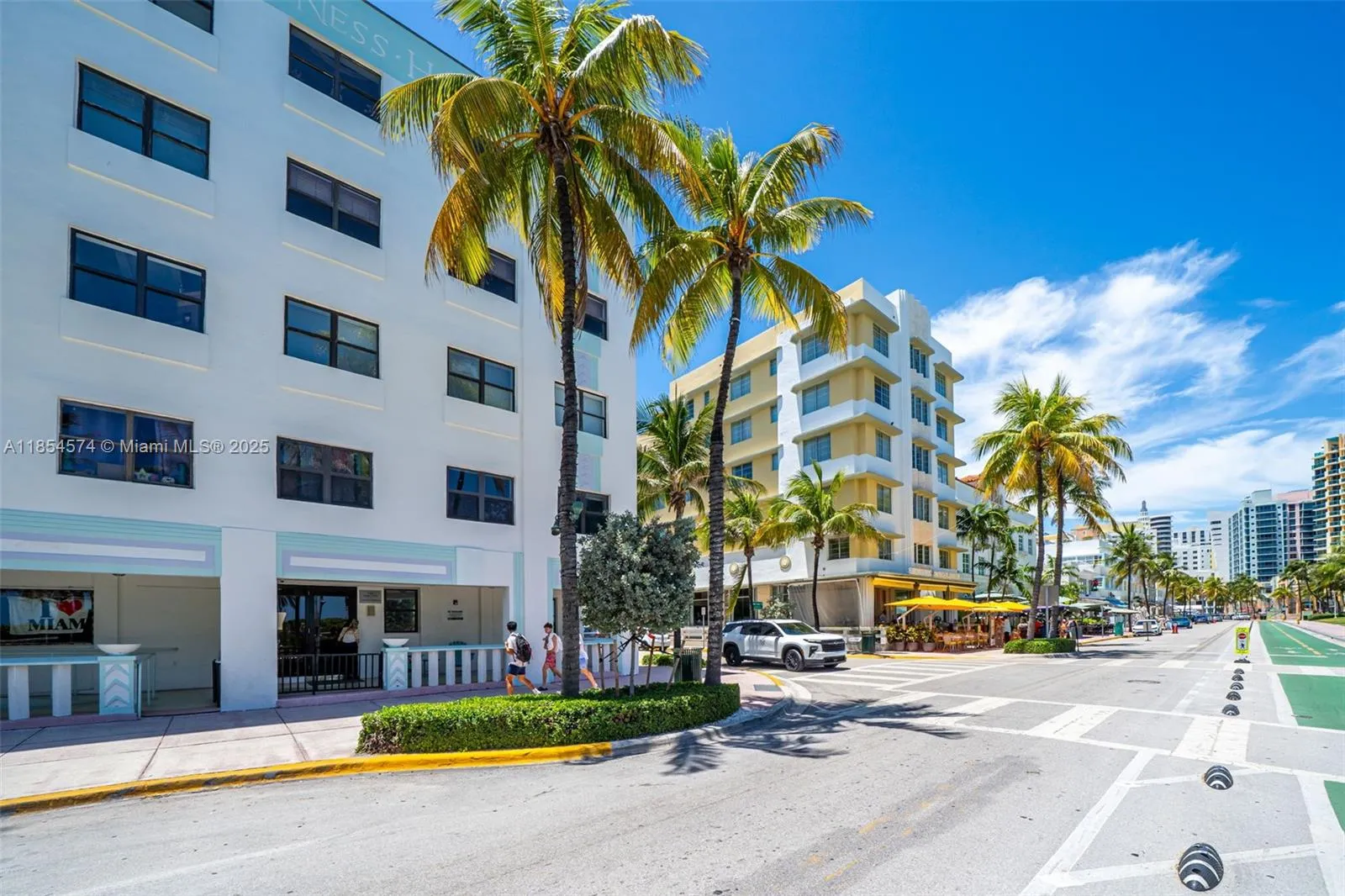 Miami Beach, Florida 33139, United States, 1 Bedroom Bedrooms, ,1 BathroomBathrooms,Residential,Pending,187307