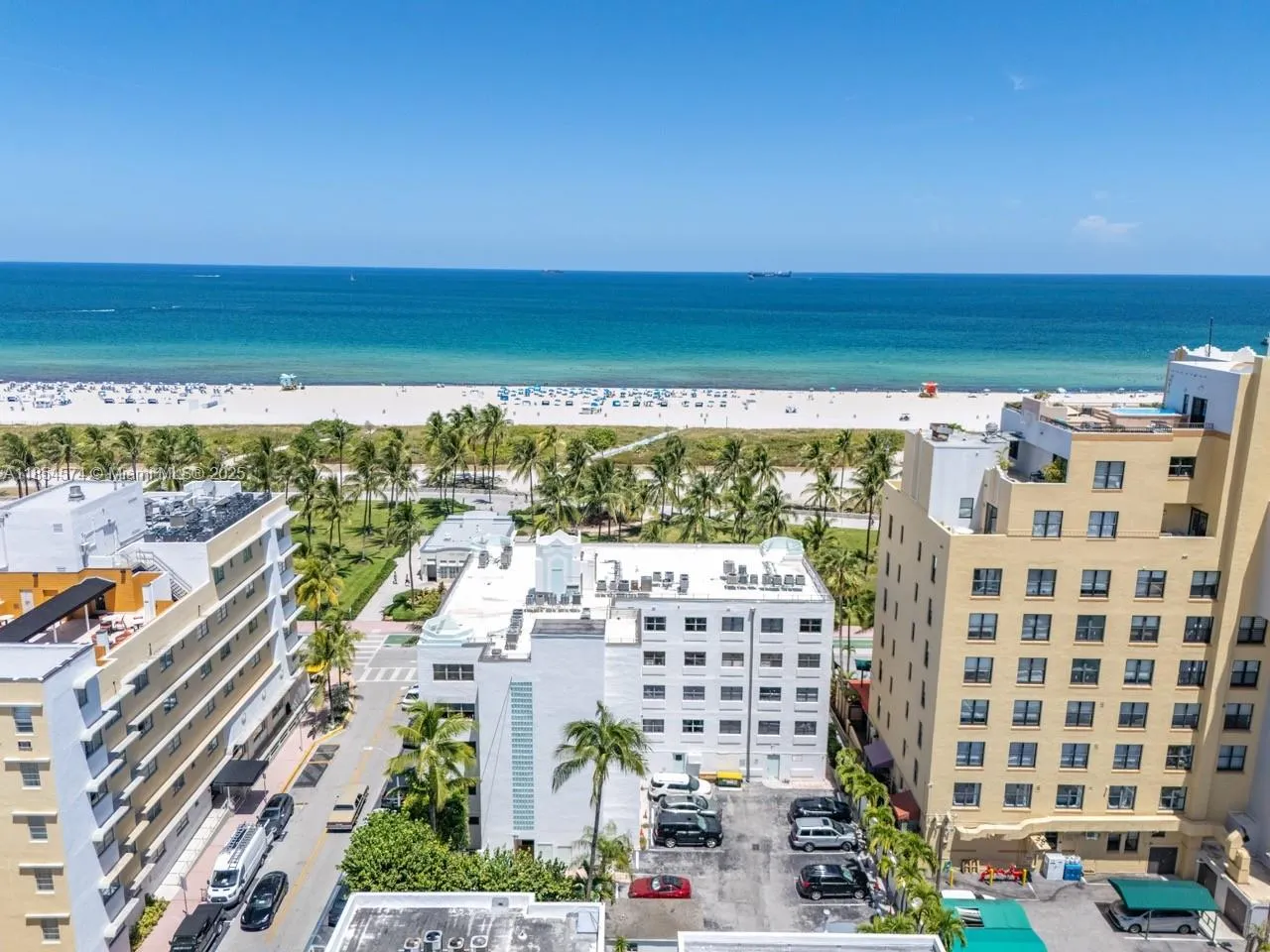 Miami Beach, Florida 33139, United States, 1 Bedroom Bedrooms, ,1 BathroomBathrooms,Residential,Pending,187307