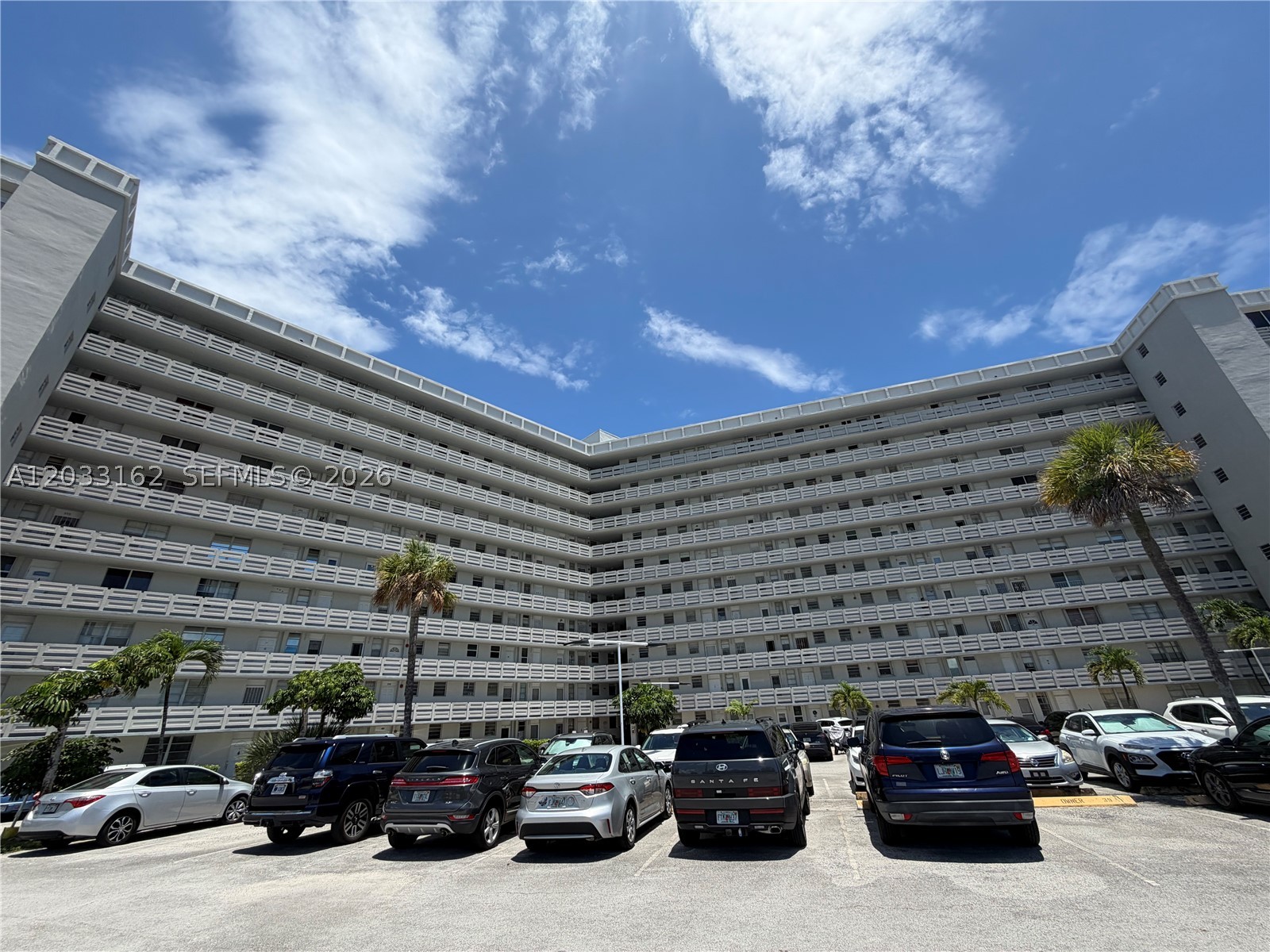 1401 NE Miami Gardens Dr 891