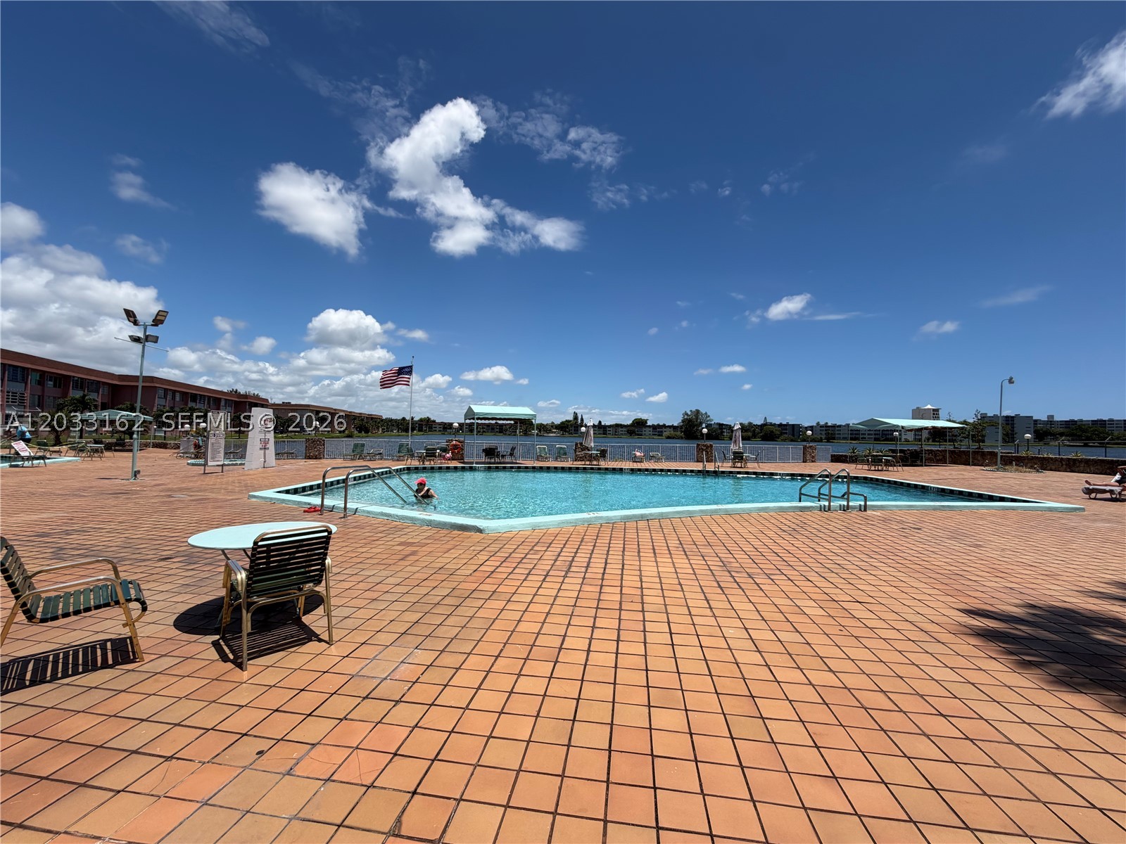 1401 NE Miami Gardens Dr 891