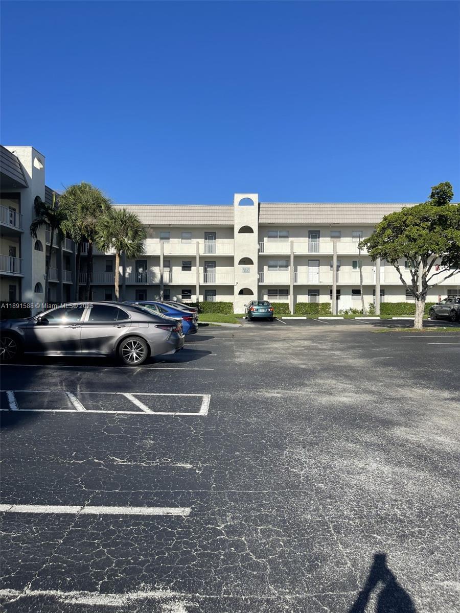 SUNRISE LAKES 45 CONDO - Residential Lease