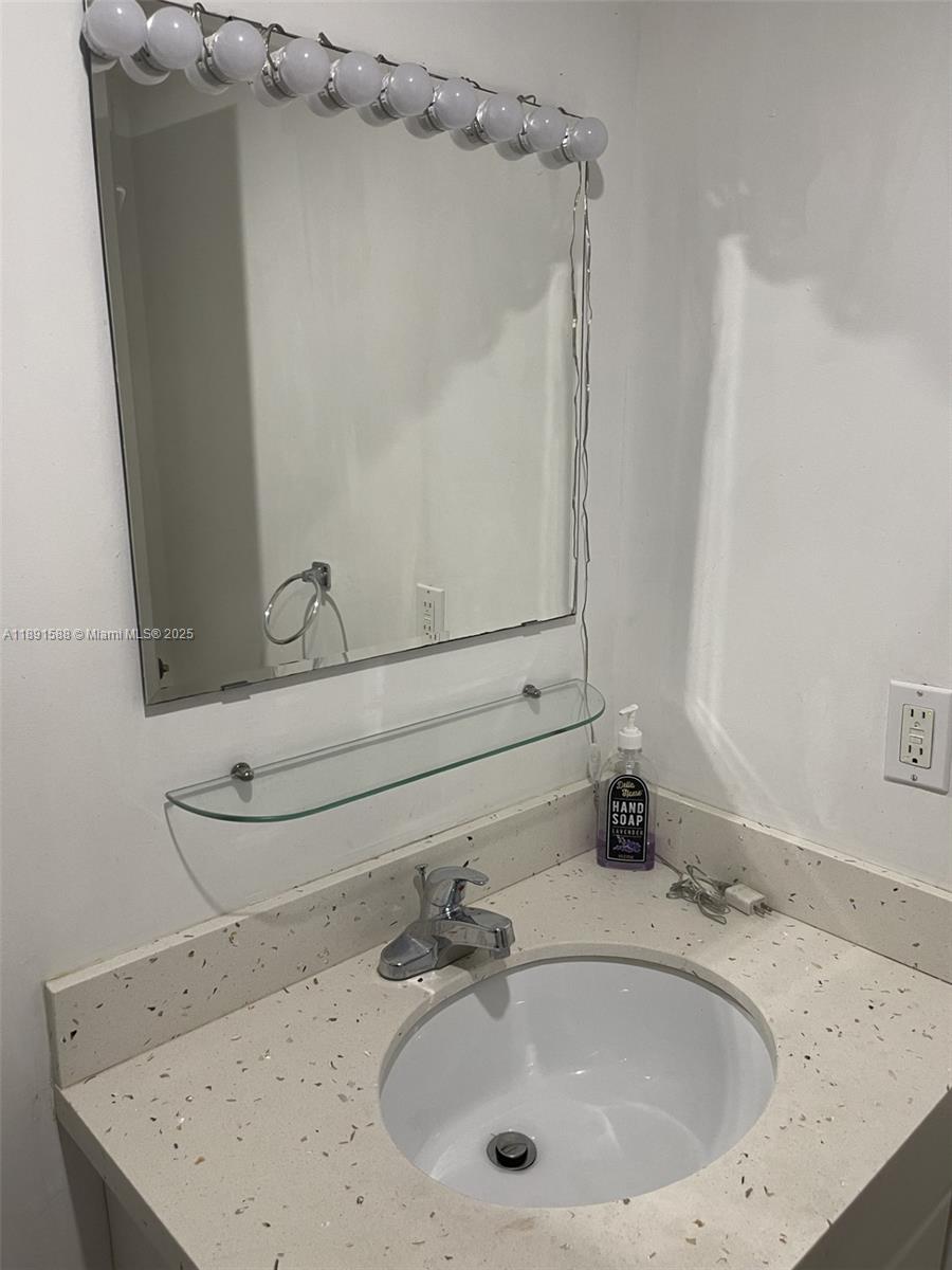 SUNRISE LAKES 45 CONDO - Residential Lease