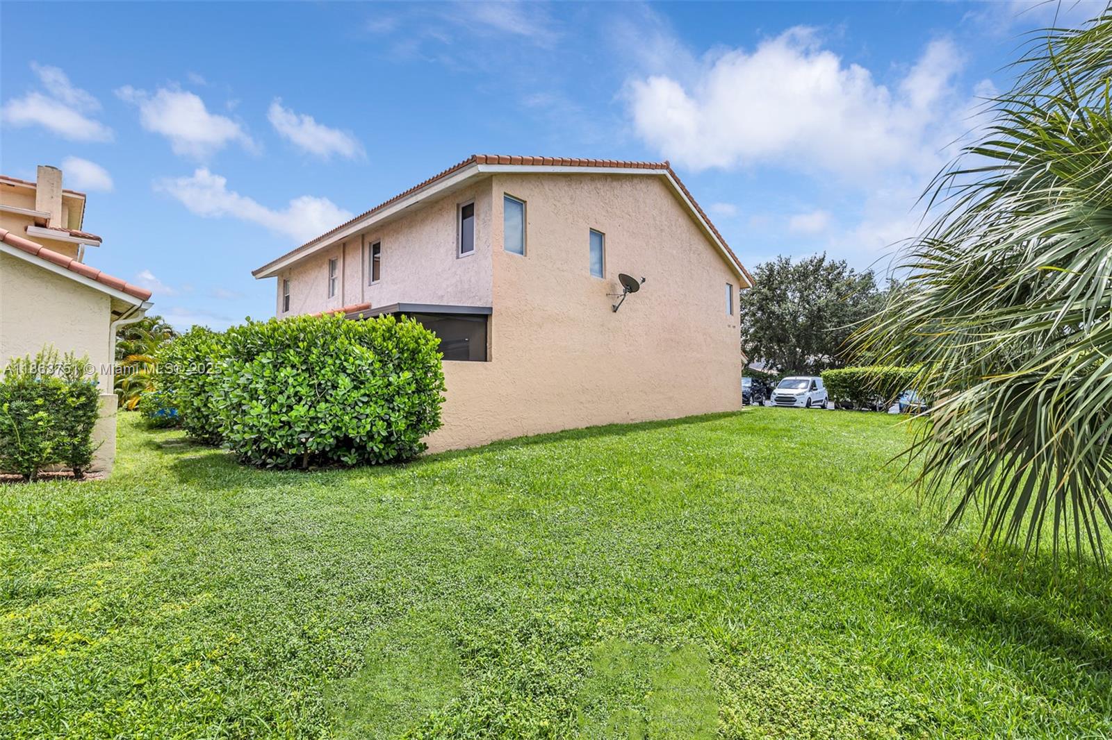 4299 Coral Springs Dr 3A