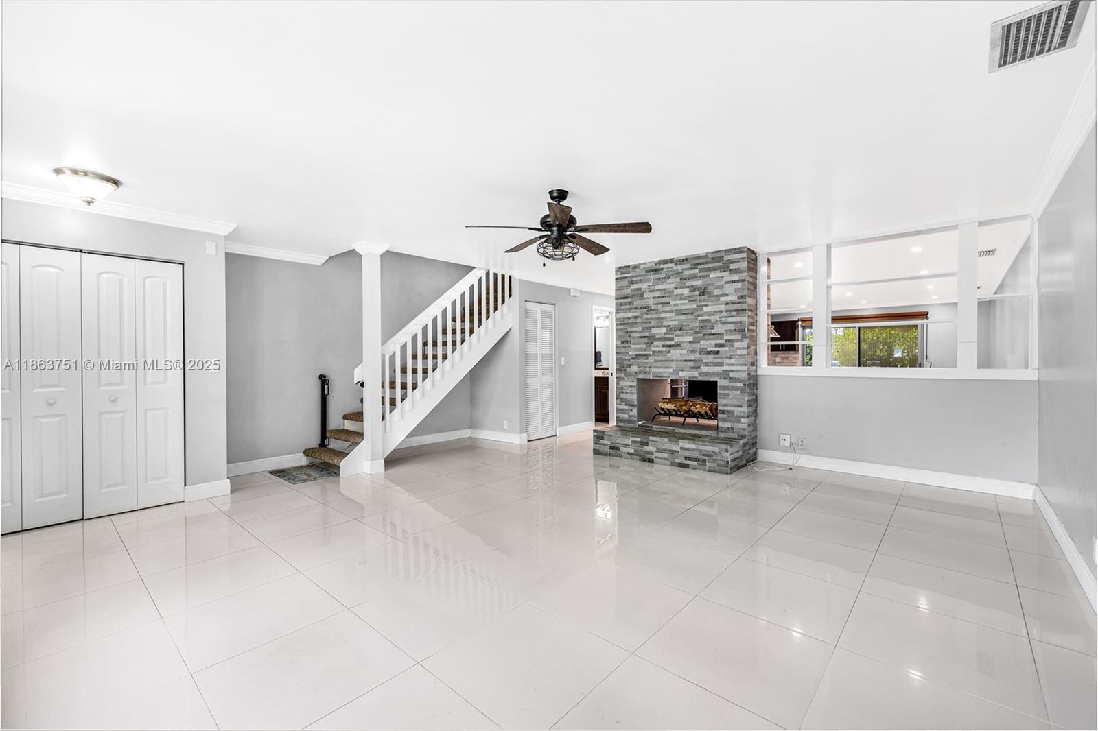 DEER RUN SPRINGS III COND - Residential