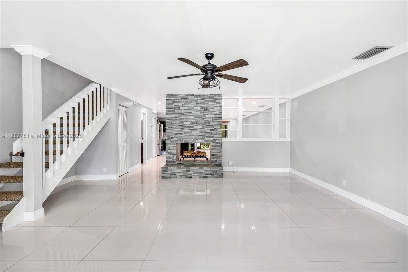 DEER RUN SPRINGS III COND - Residential