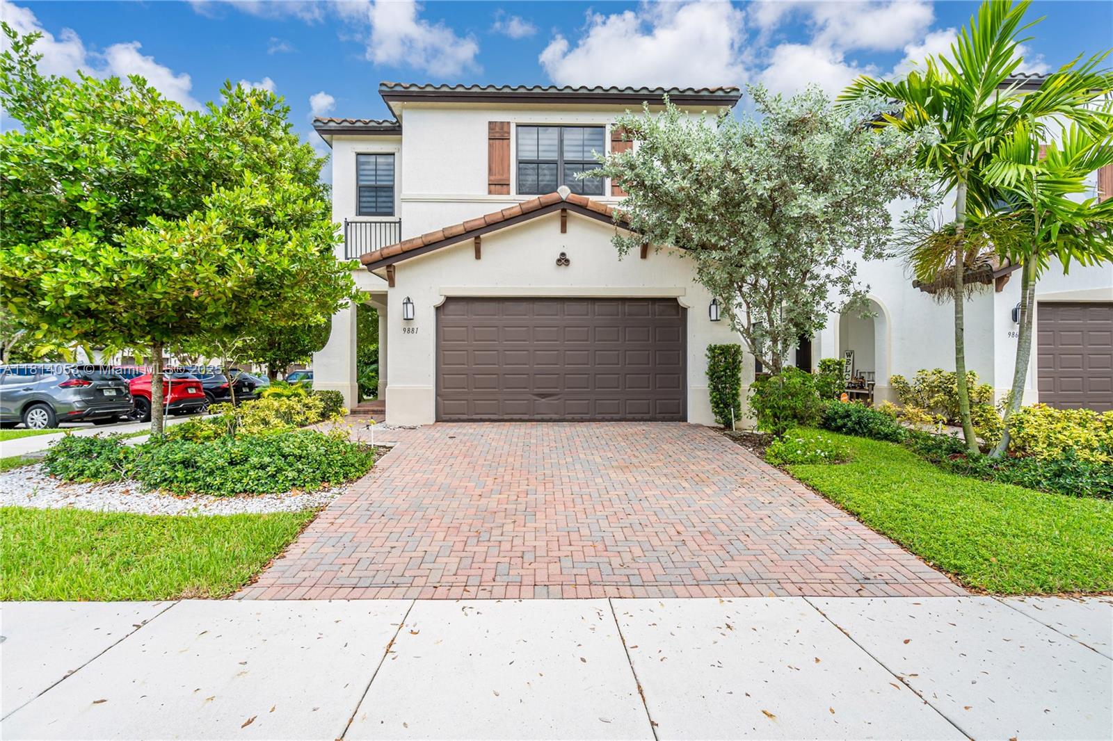 Property for Sale at 9881 W 34th Ave, Hialeah, Miami-Dade County, Florida - Bedrooms: 3 
Bathrooms: 3  - $690,000