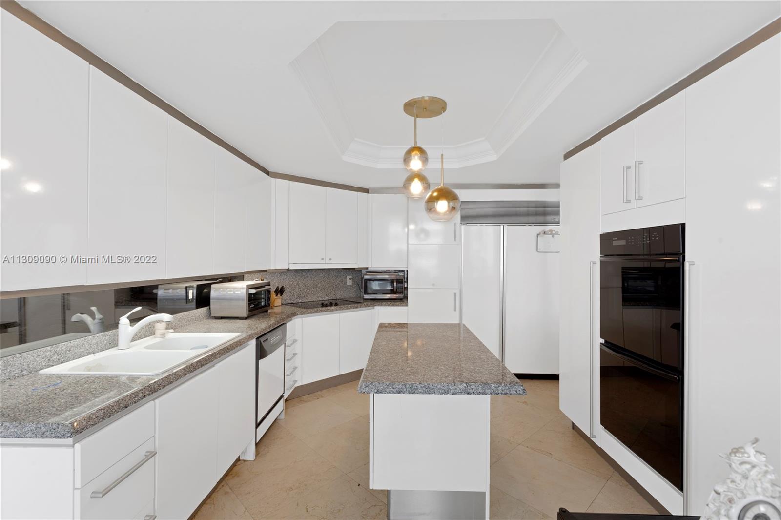 GRAND BAY TOWER CONDO - Residential