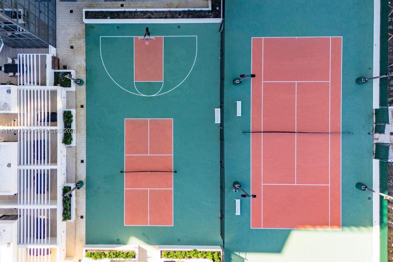 2201 COLLINS AVE CONDO - Residential