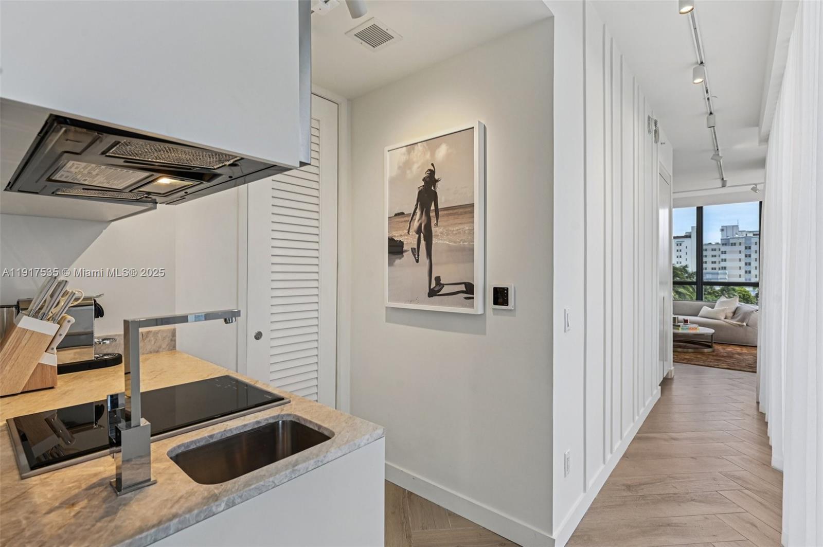 2201 COLLINS AVE CONDO - Residential