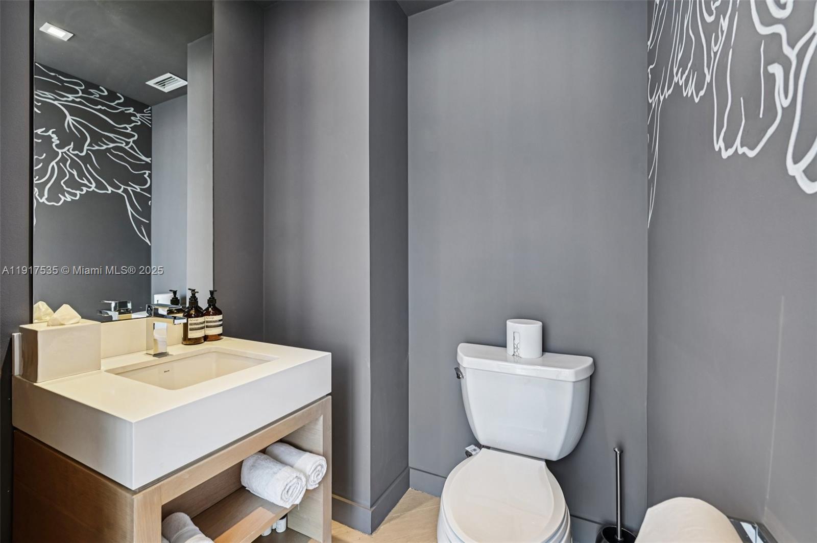 2201 COLLINS AVE CONDO - Residential