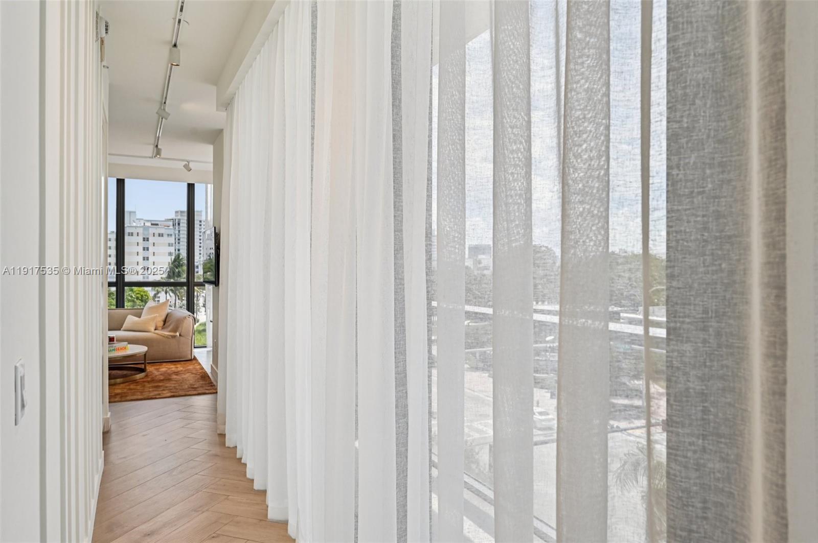 2201 COLLINS AVE CONDO - Residential