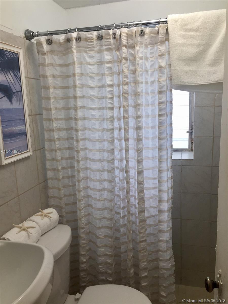 ALTOS DEL MAR NO 3 - Residential Lease