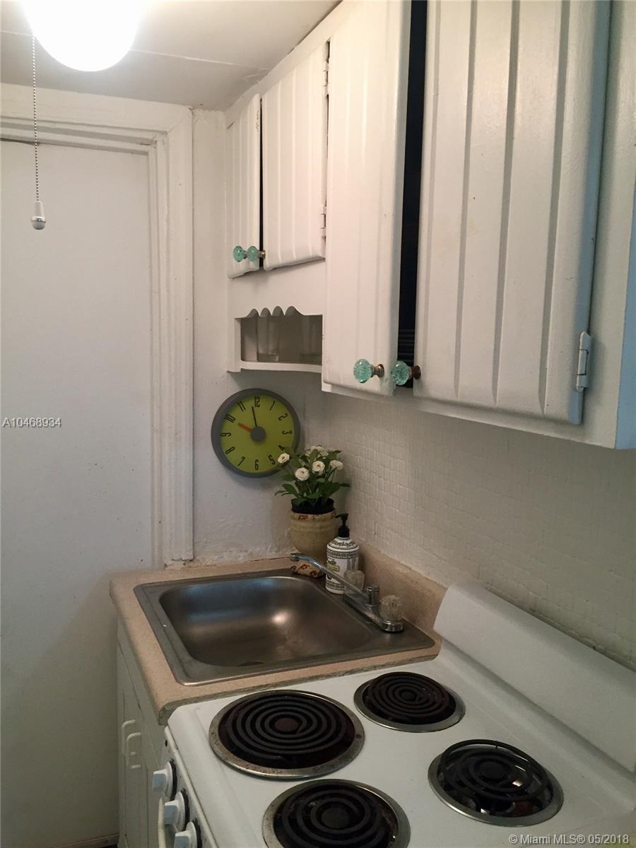 ALTOS DEL MAR NO 3 - Residential Lease